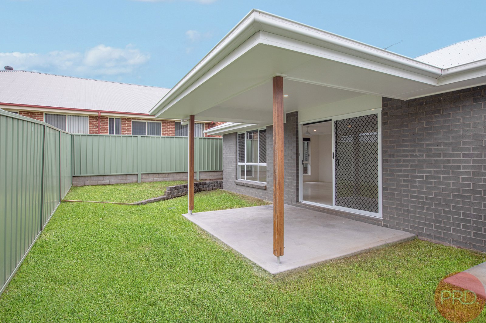 1 Ashmore Close ASHTONFIELD 16