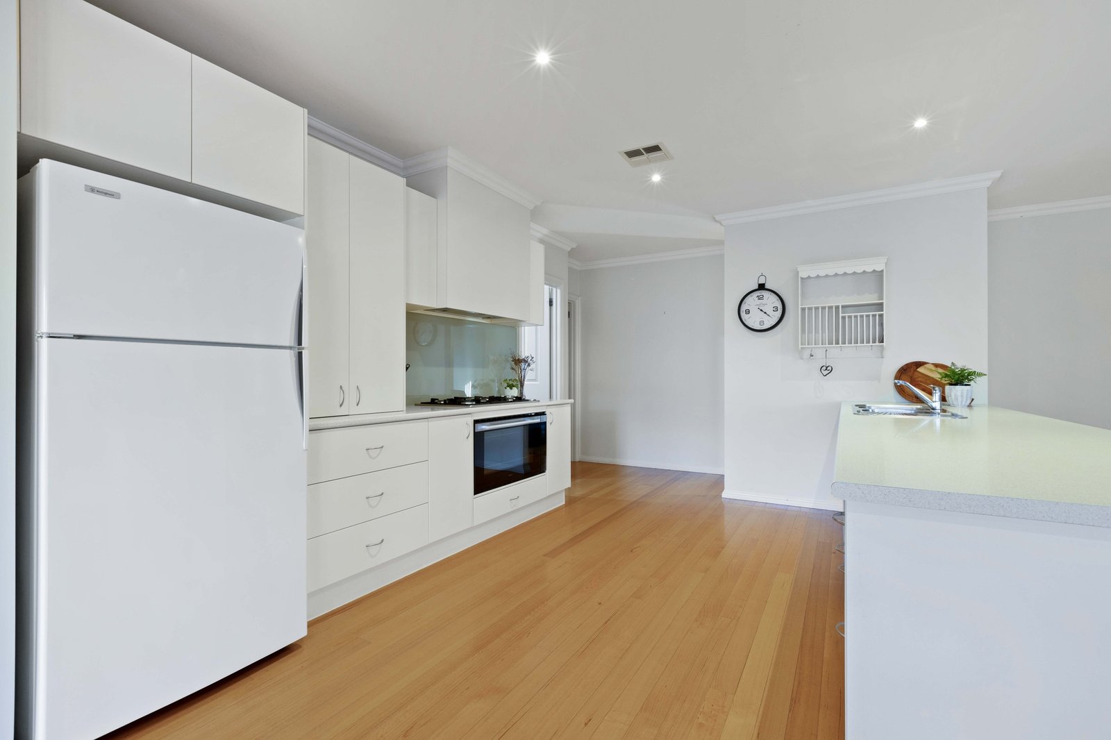 Gallery: 1 Augusta Court