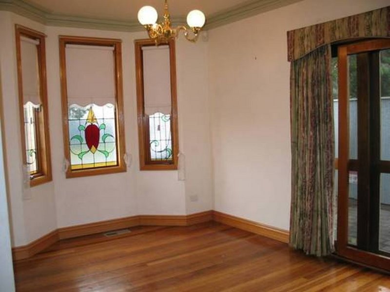 Gallery: 1 Austin Crescent East