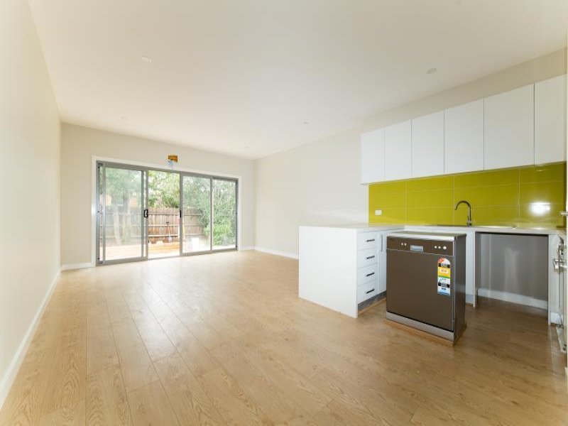 Gallery: 1 B Dianella Court