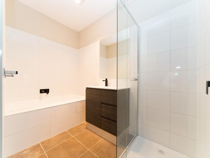 Gallery: 1 B Dianella Court