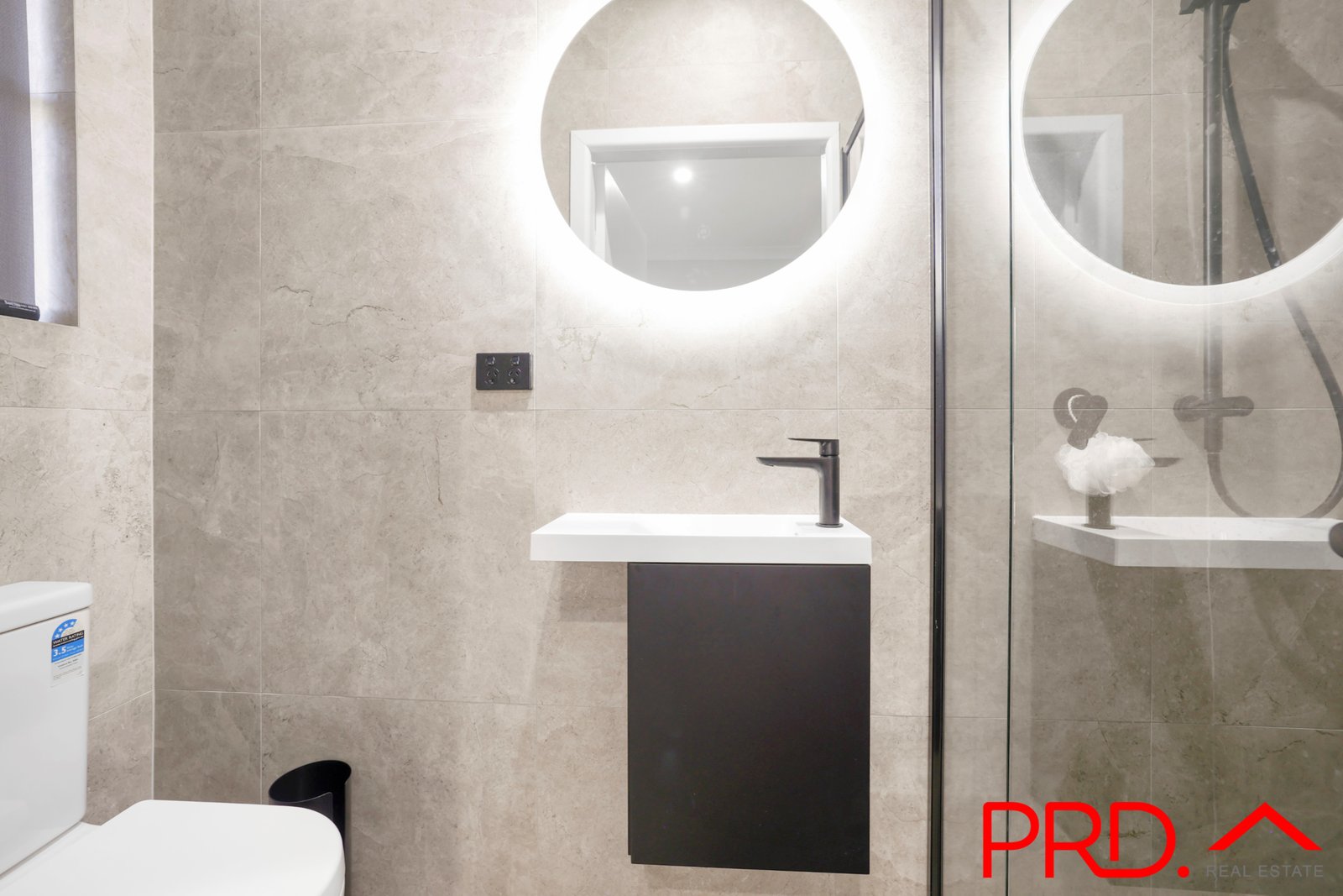 1 Bailey Avenue TAMWORTH 18