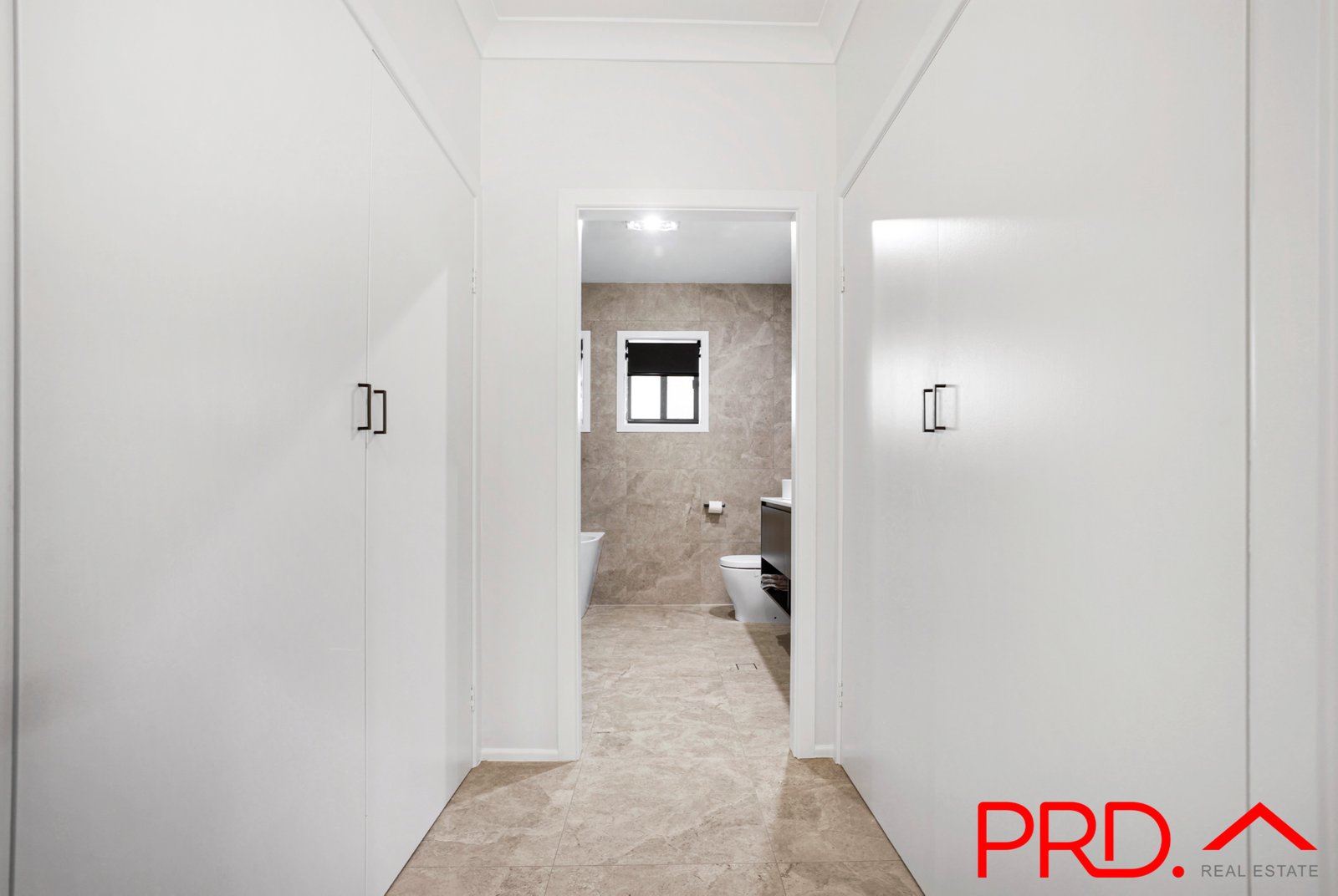 1 Bailey Avenue TAMWORTH 24