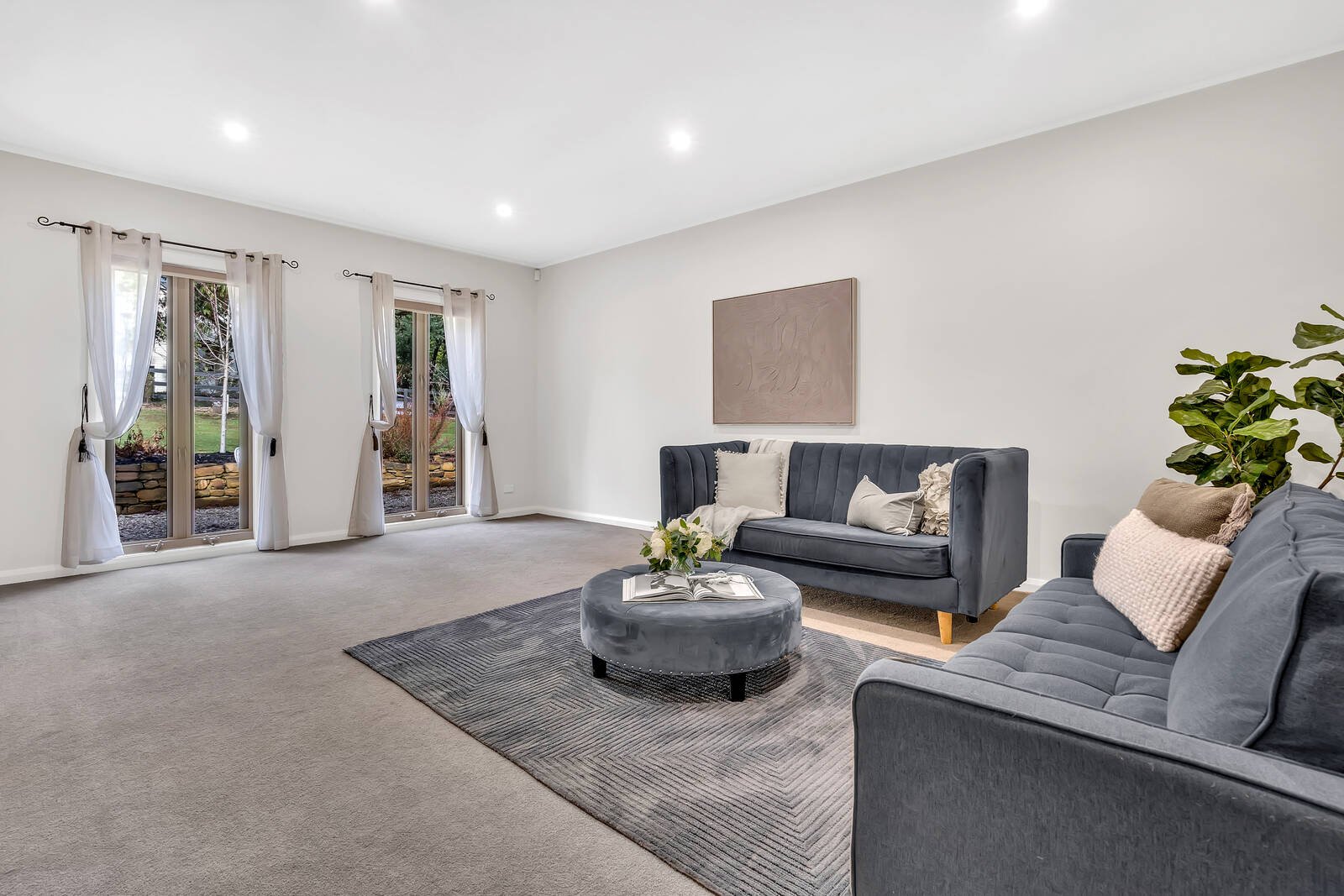 Real Estate and Property in 1 Ballymoyer Mews, Woodend, VIC