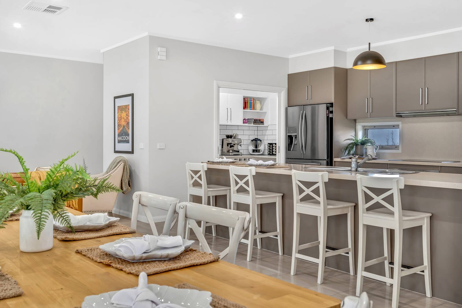 Real Estate and Property in 1 Ballymoyer Mews, Woodend, VIC