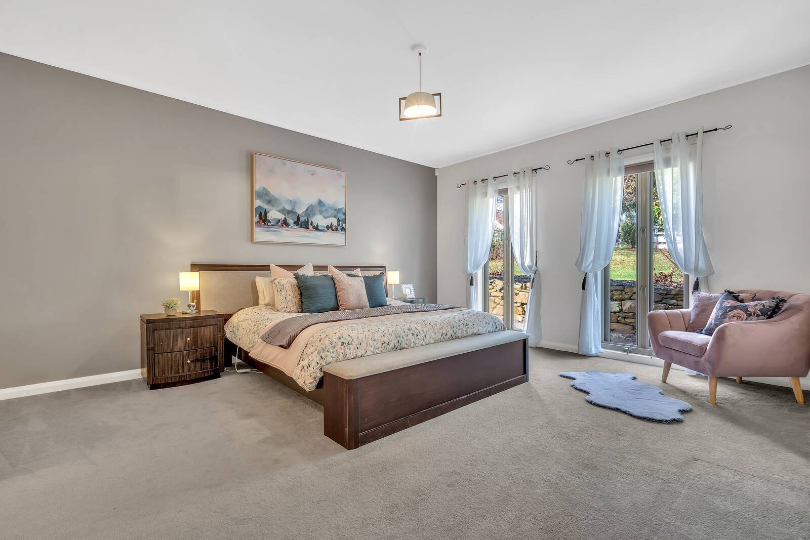 Real Estate and Property in 1 Ballymoyer Mews, Woodend, VIC