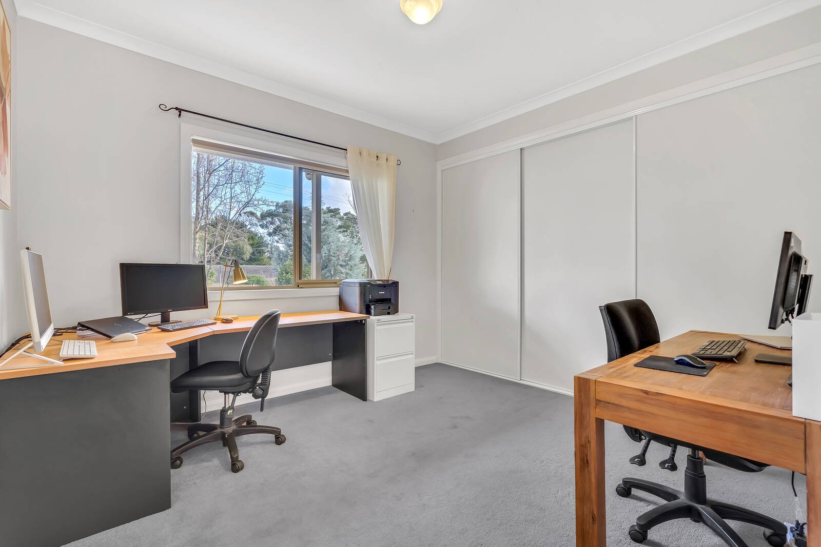 Real Estate and Property in 1 Ballymoyer Mews, Woodend, VIC