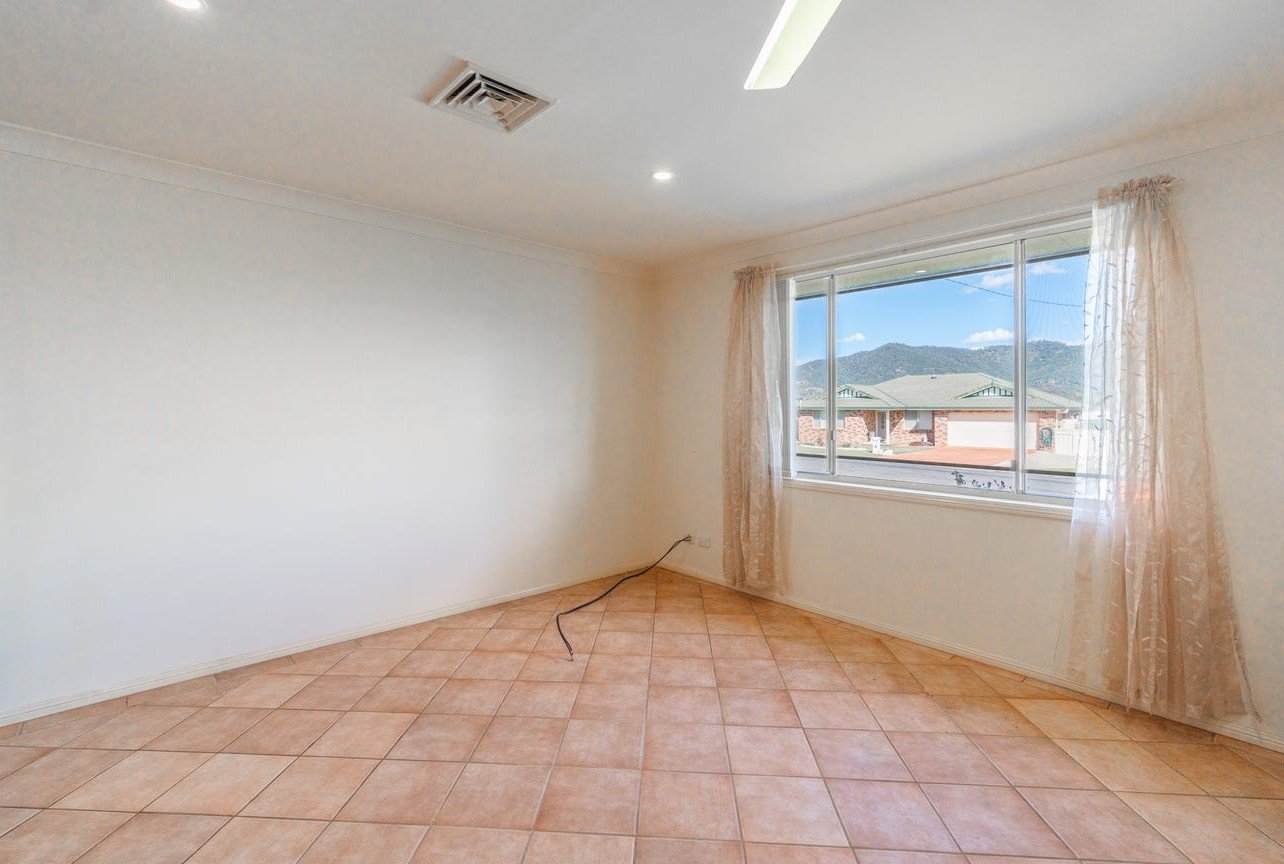 1 Banksia Close KOOTINGAL 11