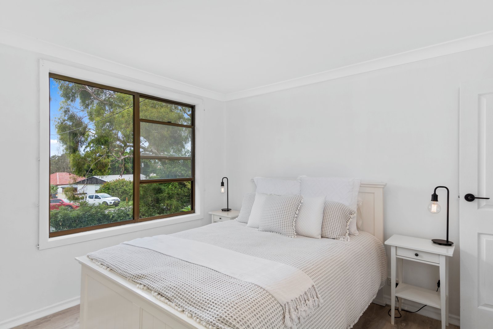 1 Barellan Avenue DAPTO 6