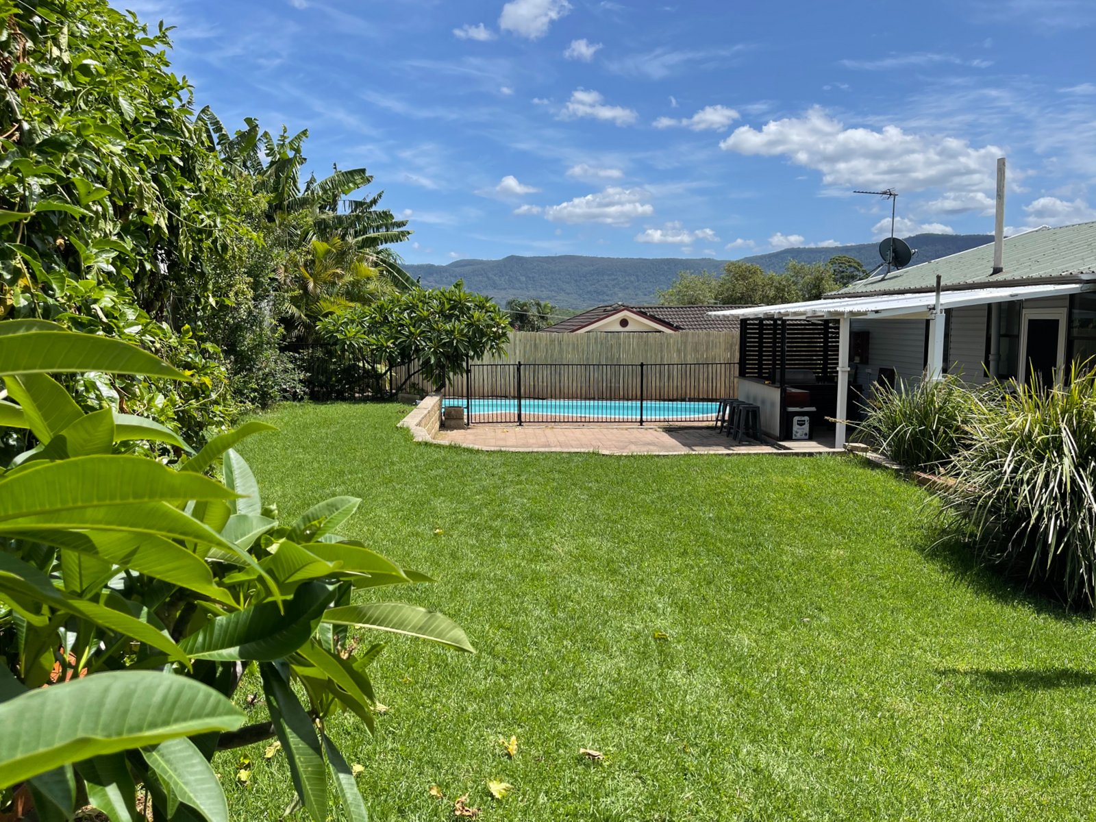 1 Barellan Avenue DAPTO 9