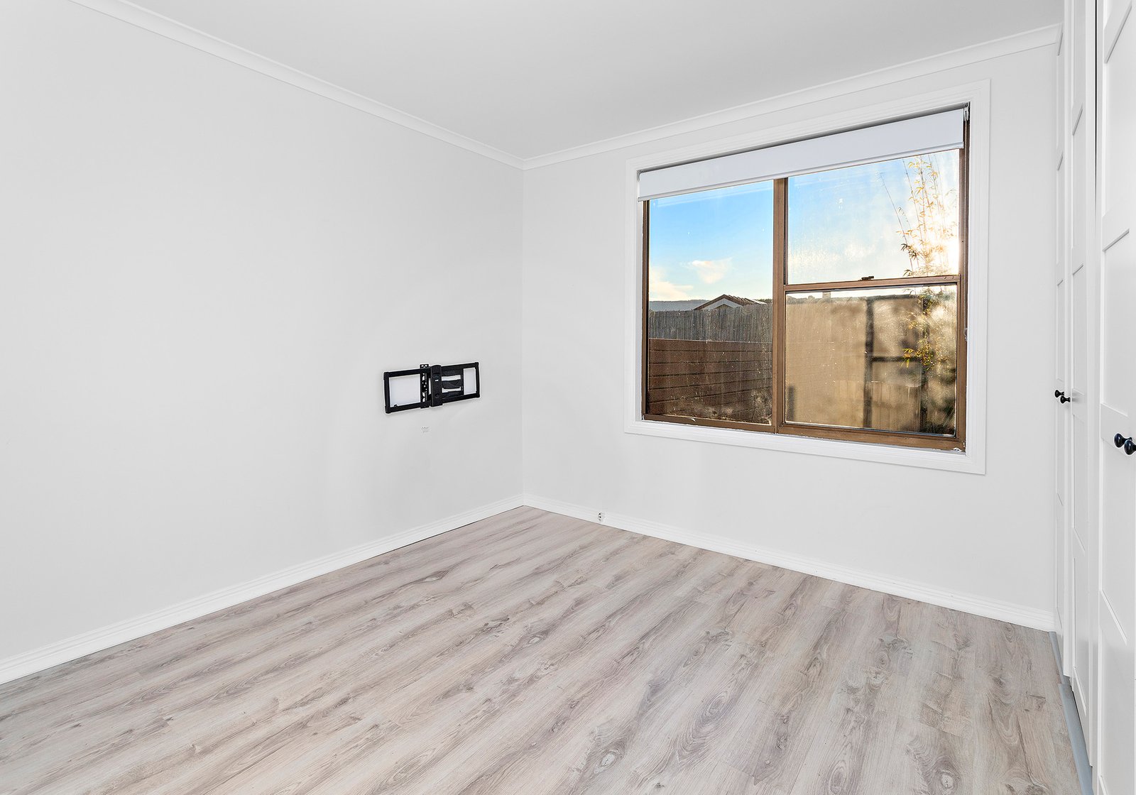 1 Barellan Avenue DAPTO 10