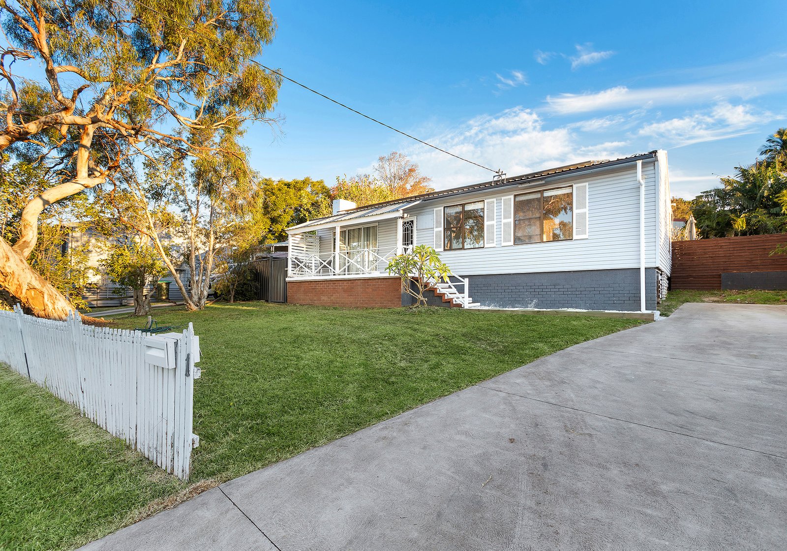 1 Barellan Avenue DAPTO 12