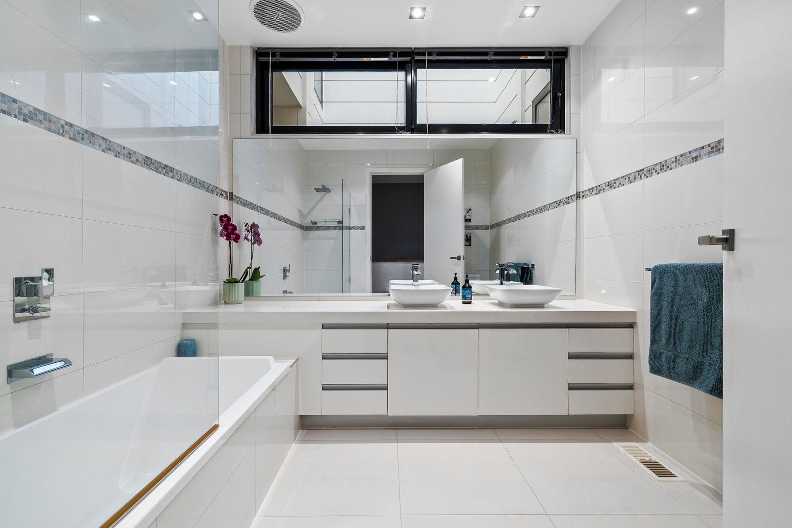 1 Barkly Avenue, Port Melbourne, 3207