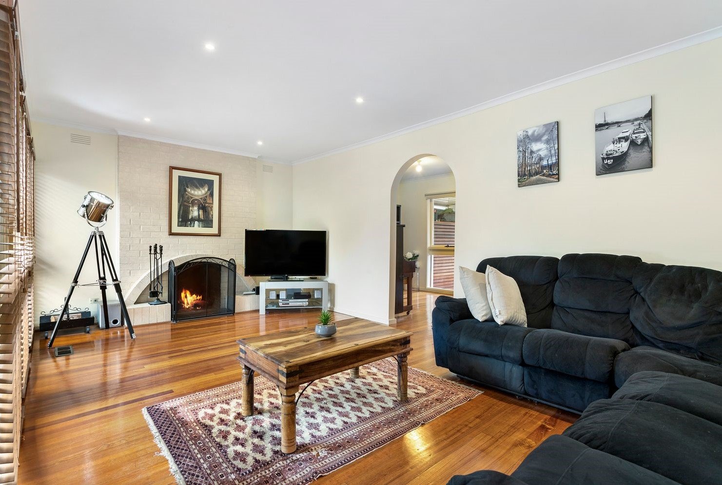 Gallery: 1 Barrington Drive