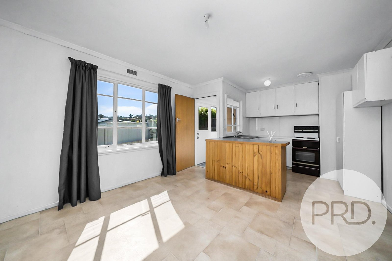 1 Bass Street WARRANE 4