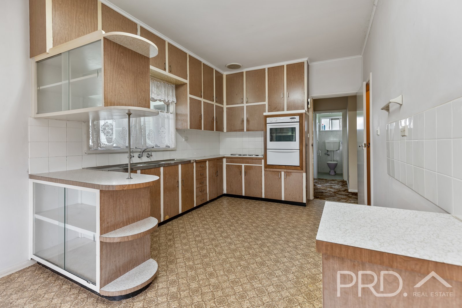 1 Bassett Street TUMUT 4
