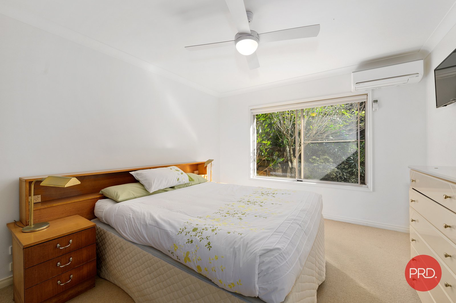 1 Beach Haven Court SAPPHIRE BEACH 9