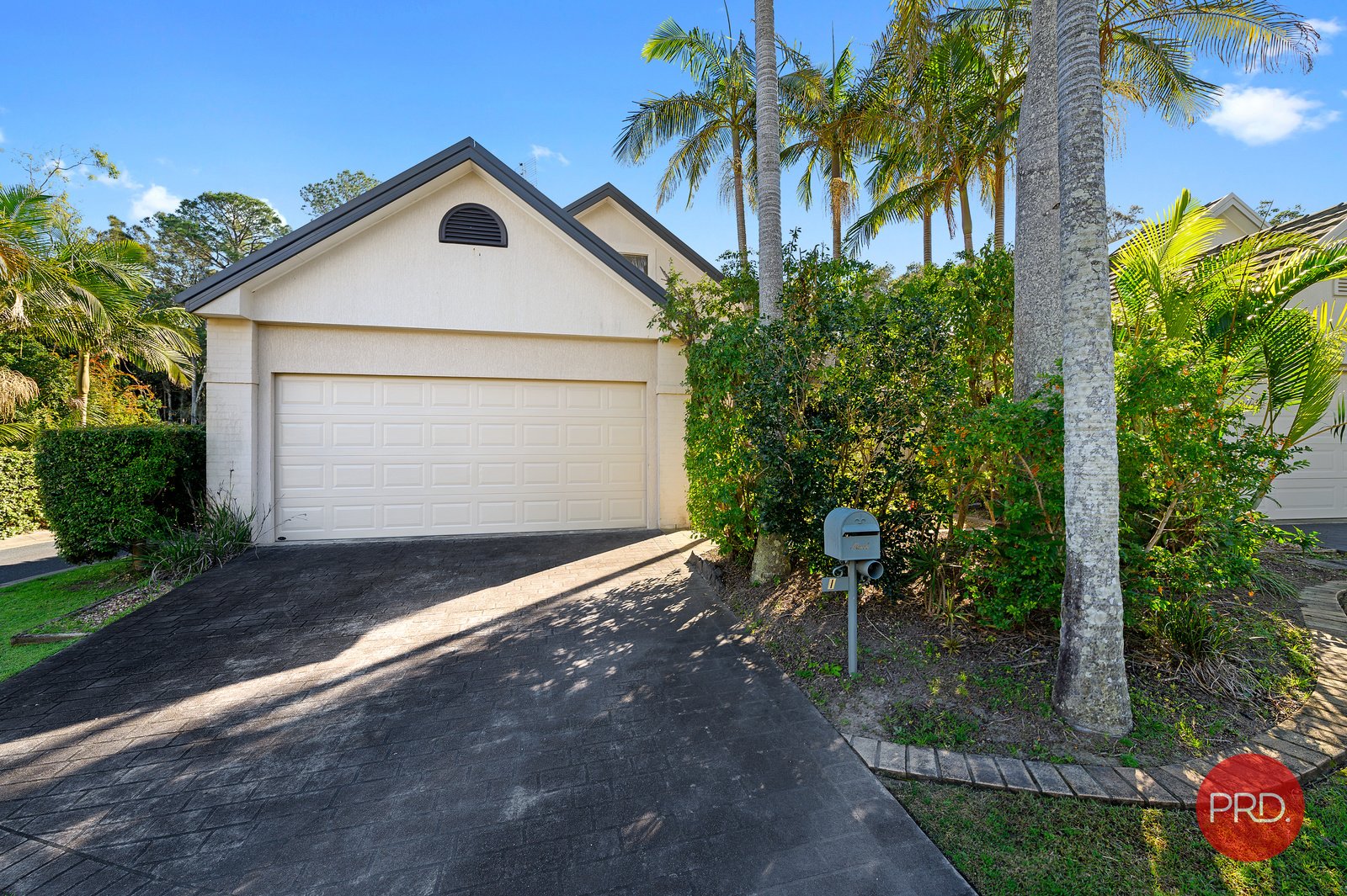 1 Beach Haven Court SAPPHIRE BEACH 24