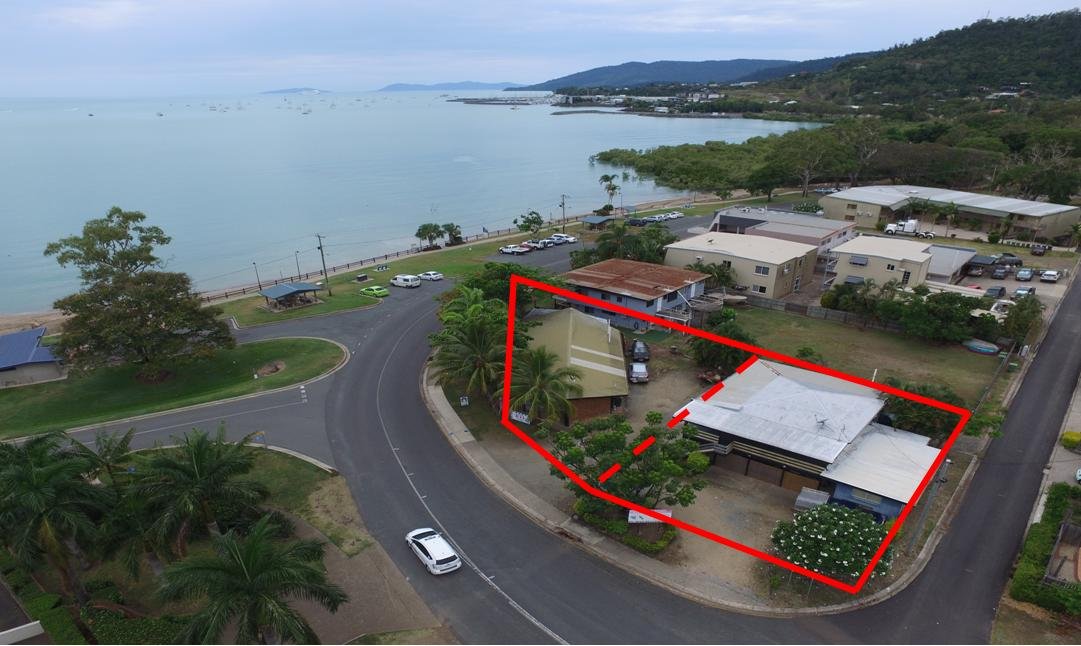 1 Beach Road & 38 Coral Esplanade CANNONVALE 1