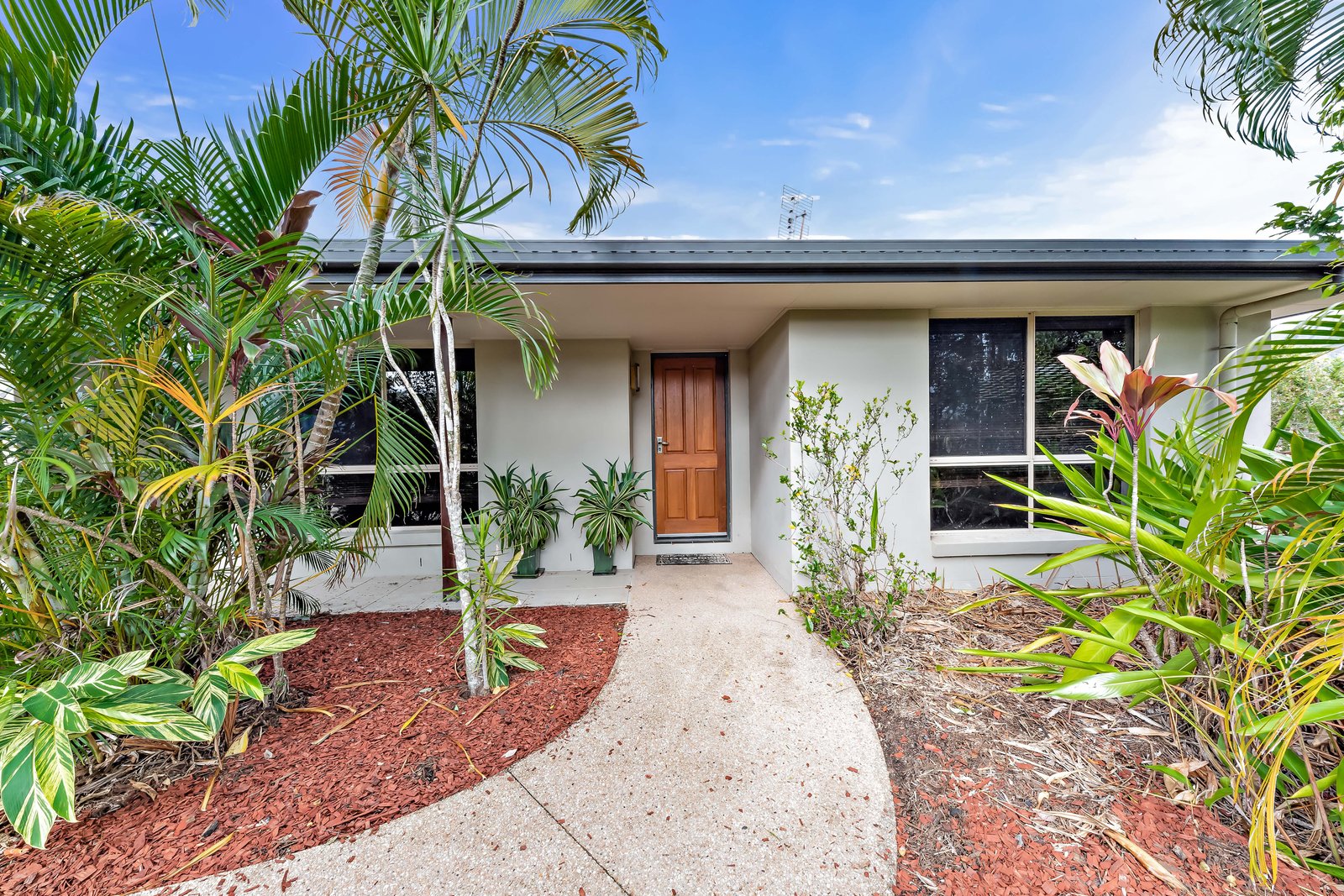 1 Beames Crescent CANNON VALLEY 2