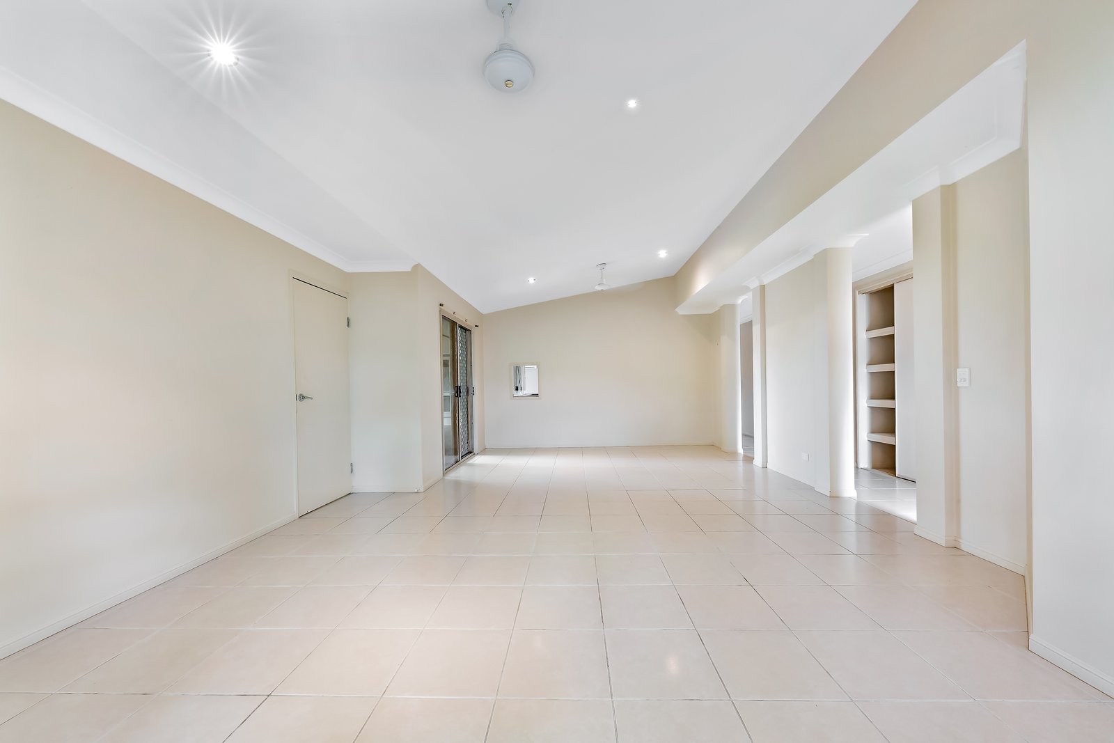 1 Beames Crescent CANNON VALLEY 6