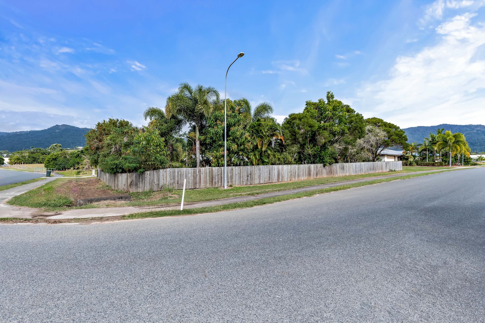 1 Beames Crescent CANNON VALLEY 19