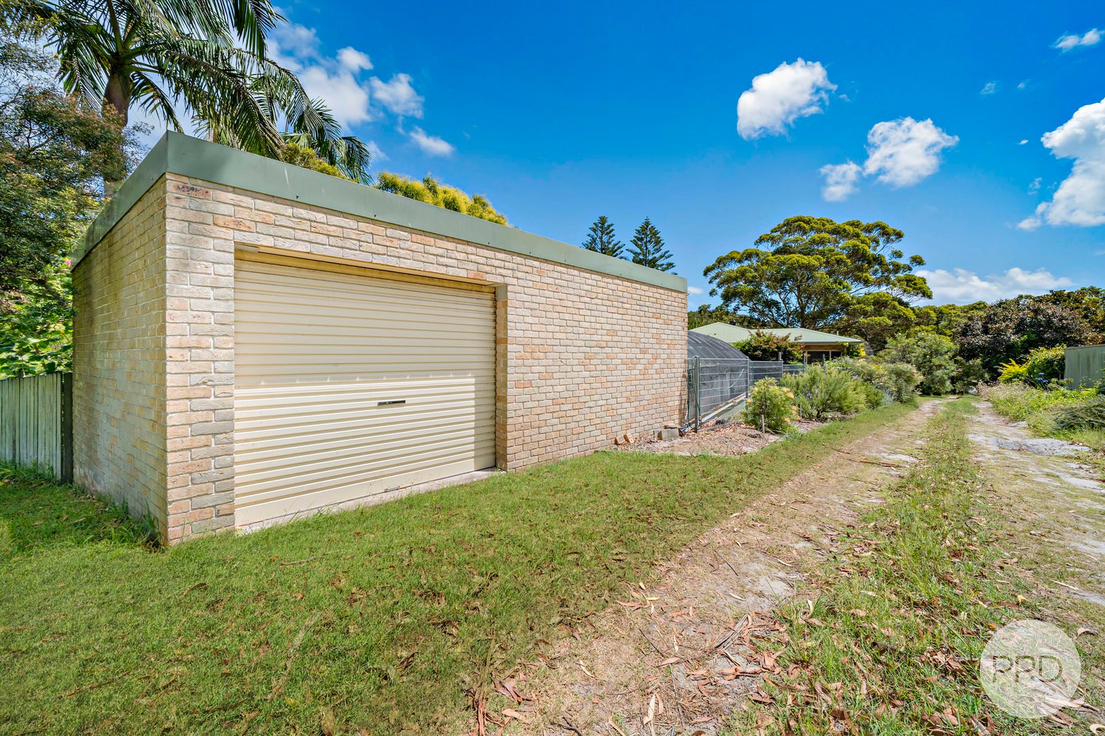 1 Beenong Close NELSON BAY 18