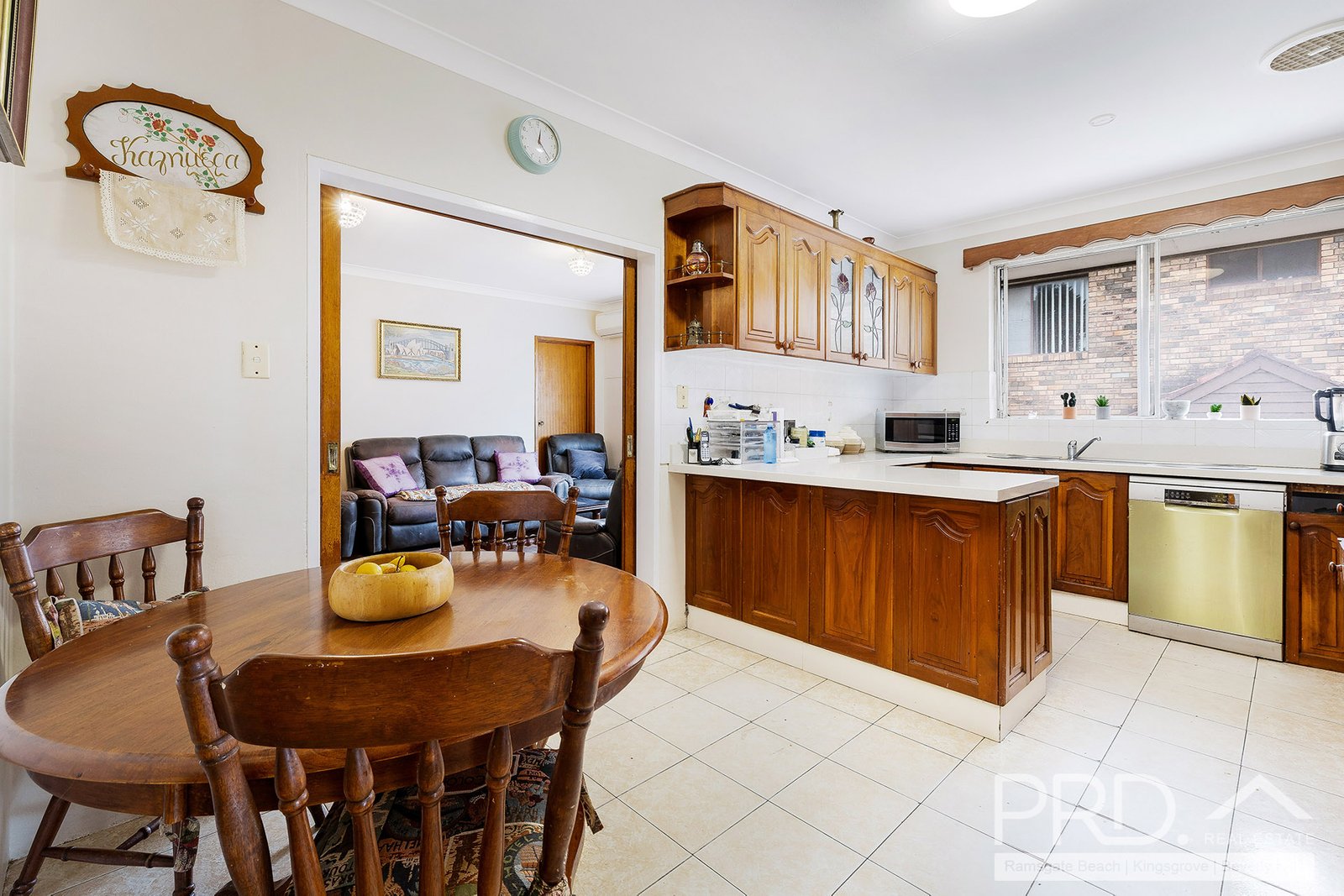 1 Bellingara Road SYLVANIA 12