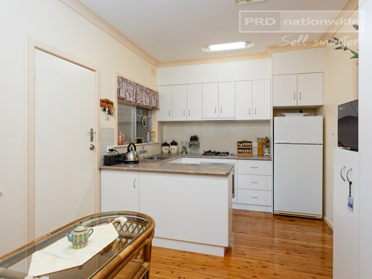 1 Beltana Avenue MOUNT AUSTIN 3