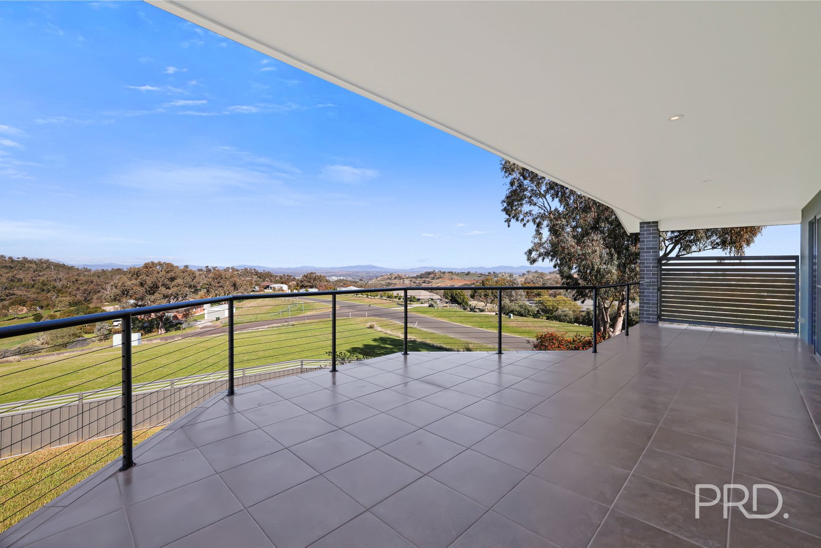 1 Bentwing Place TAMWORTH 4