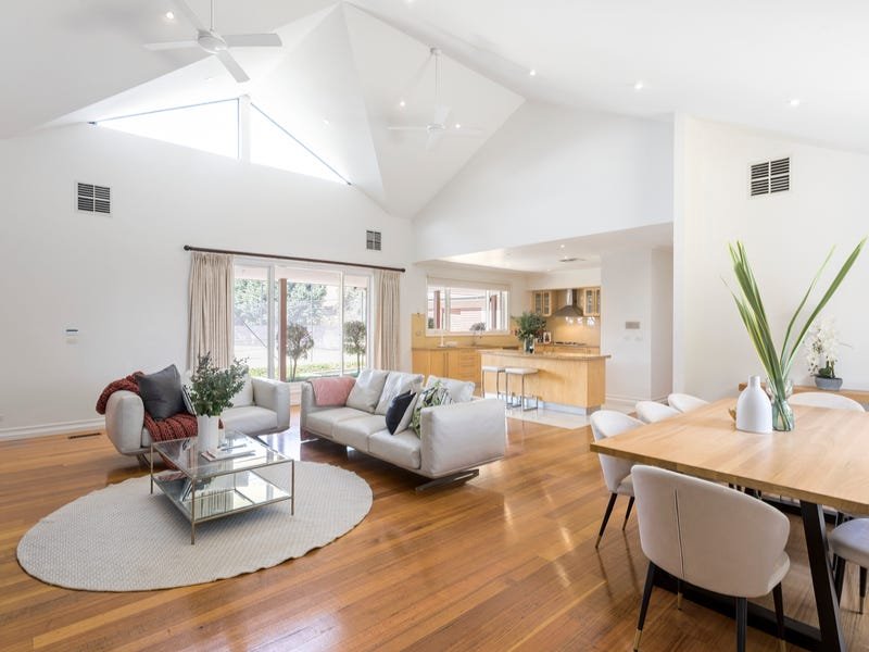 Real Estate and Property in 1 Bernarra Court, Donvale, VIC