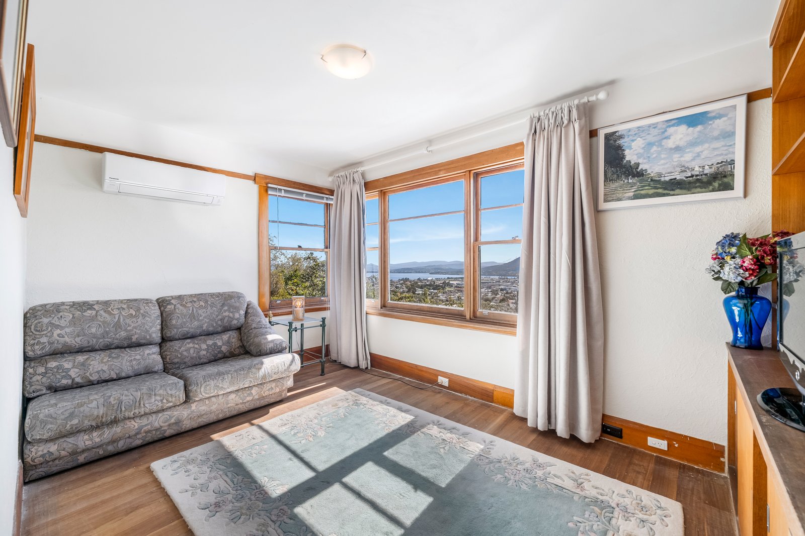 1 Beverley Grove WEST MOONAH 8