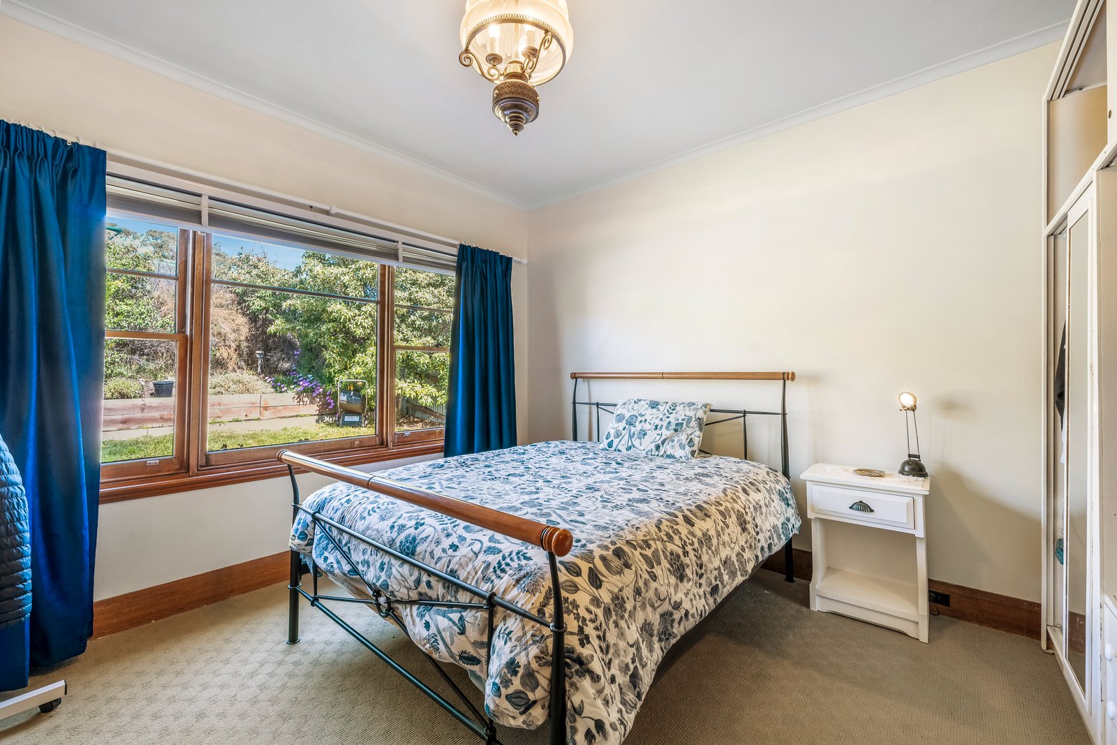 1 Beverley Grove WEST MOONAH 19