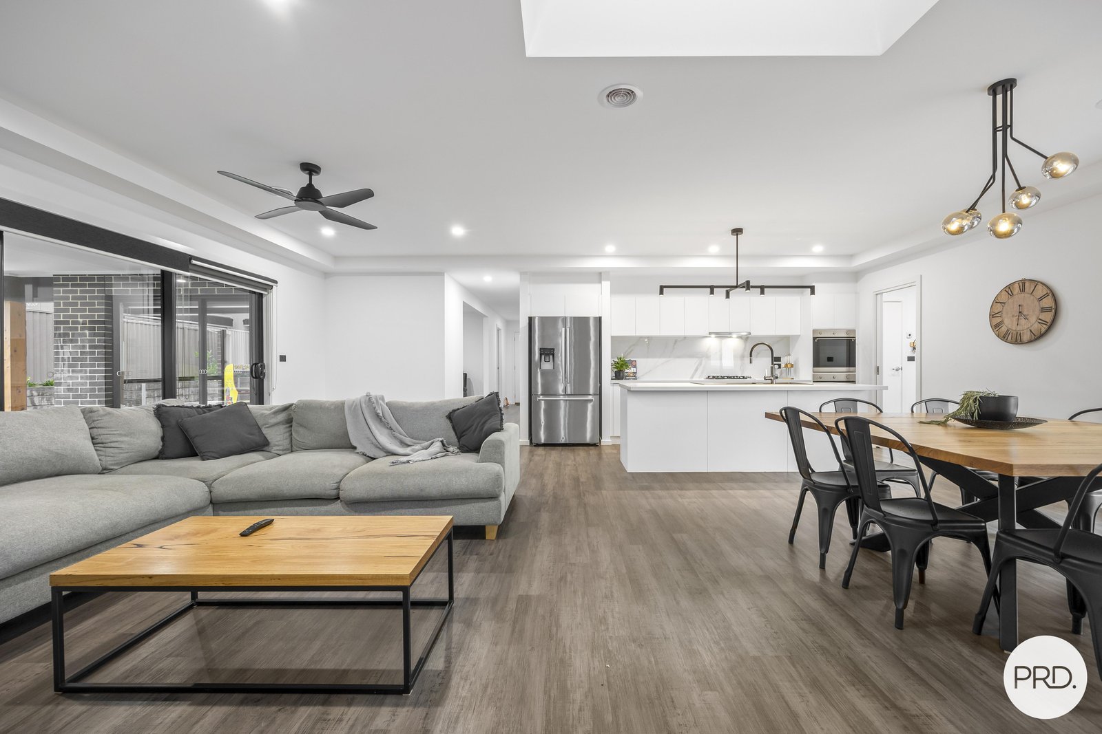 1 Bismark Court BROWN HILL 2