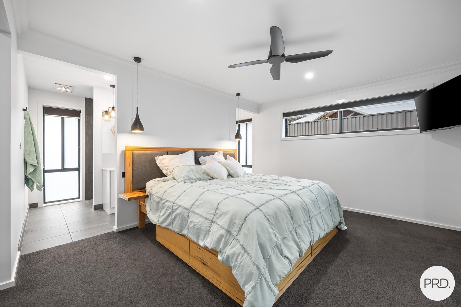 1 Bismark Court BROWN HILL 10