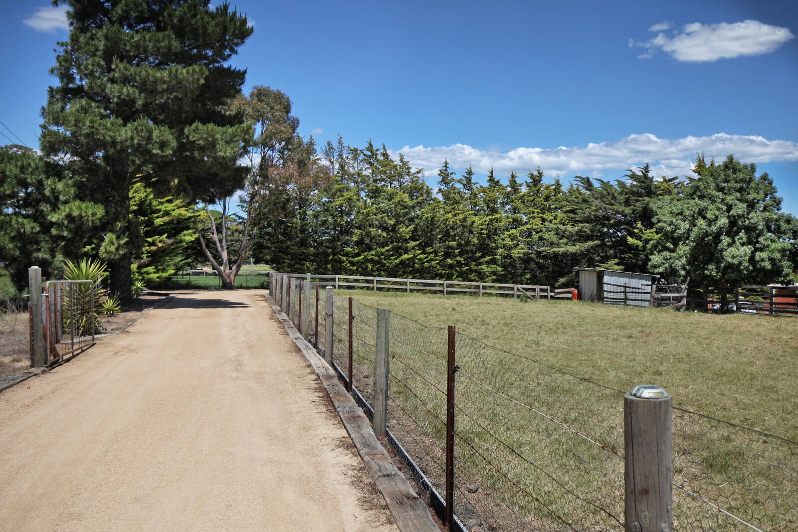 Real Estate and Property in 1 Black Range Road, Romsey, VIC