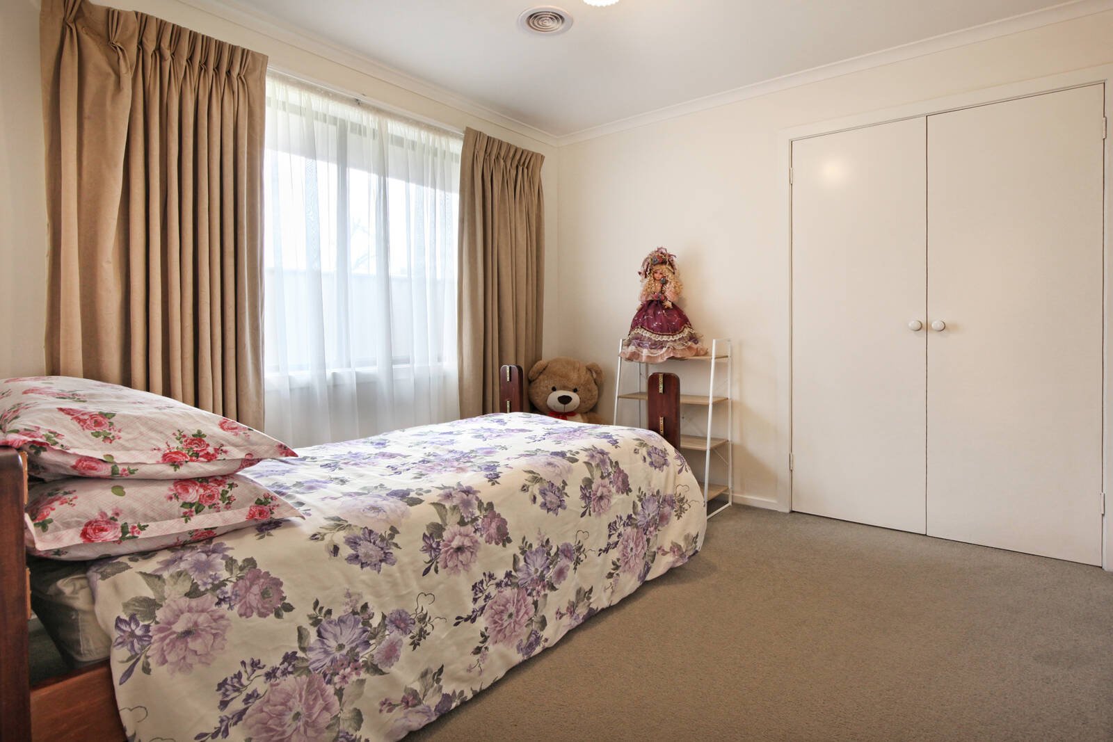 Real Estate and Property in 1 Blair Drive, Kyneton, VIC