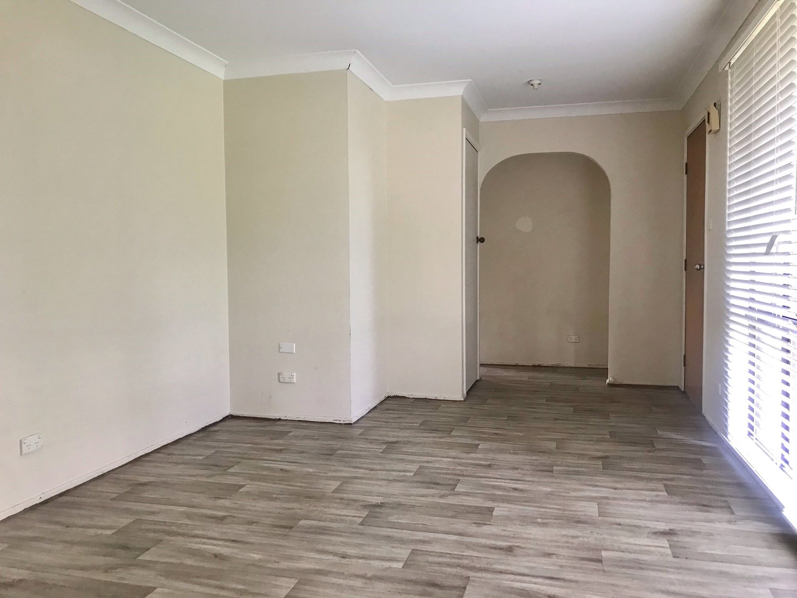 1 Boronia Drive CALALA 4