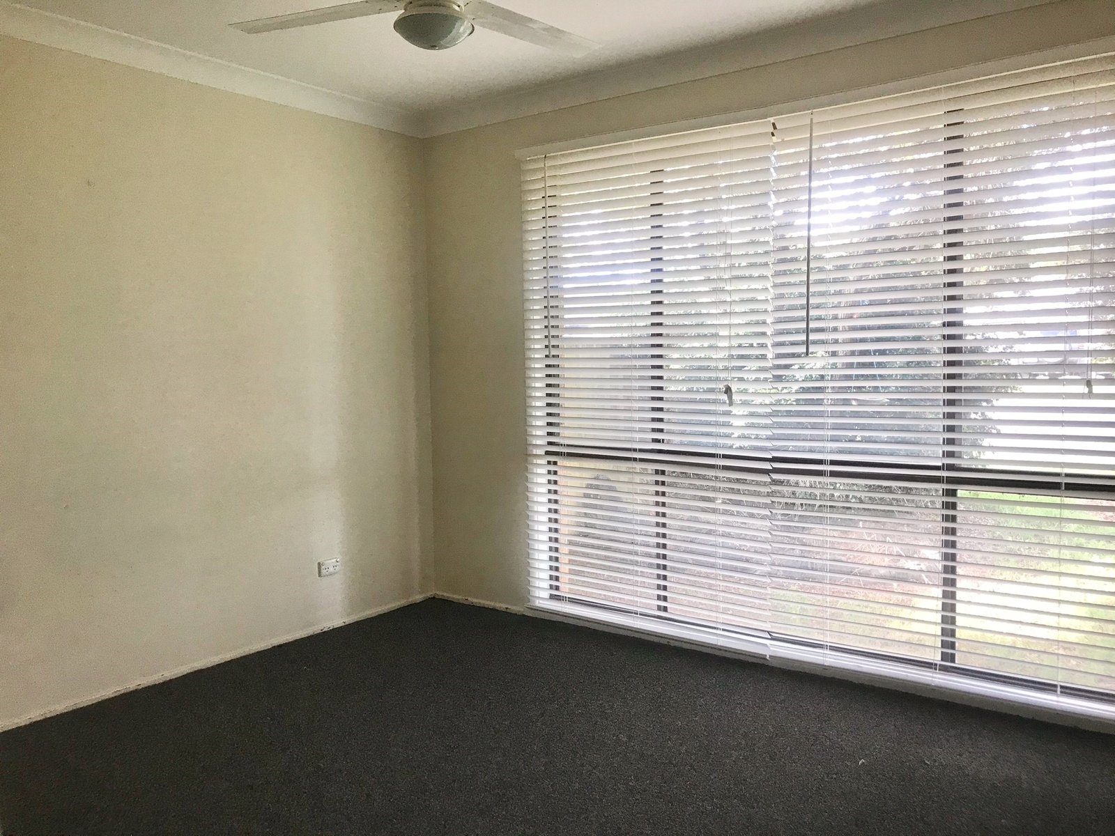 1 Boronia Drive CALALA 6