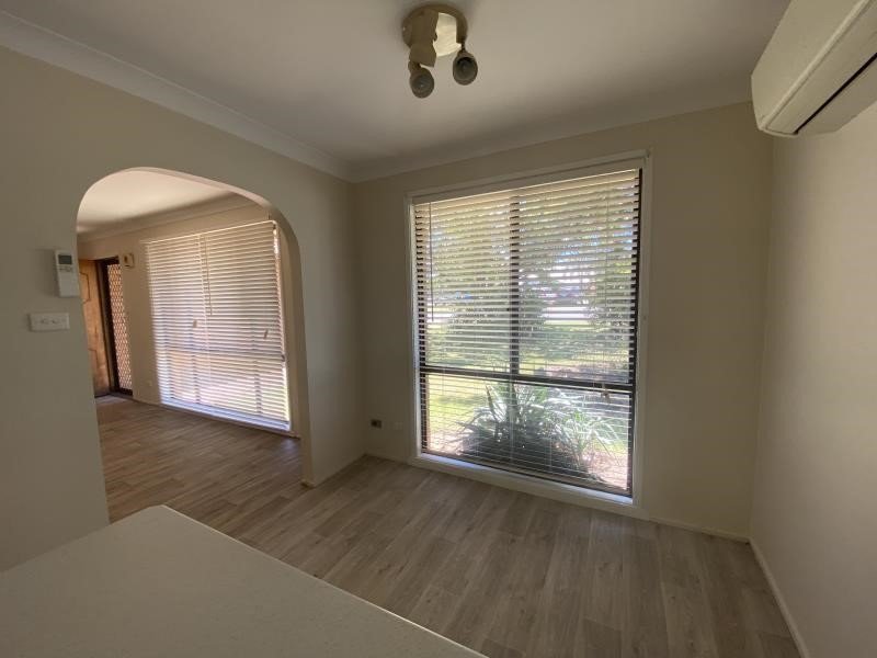 1 Boronia Drive TAMWORTH 4