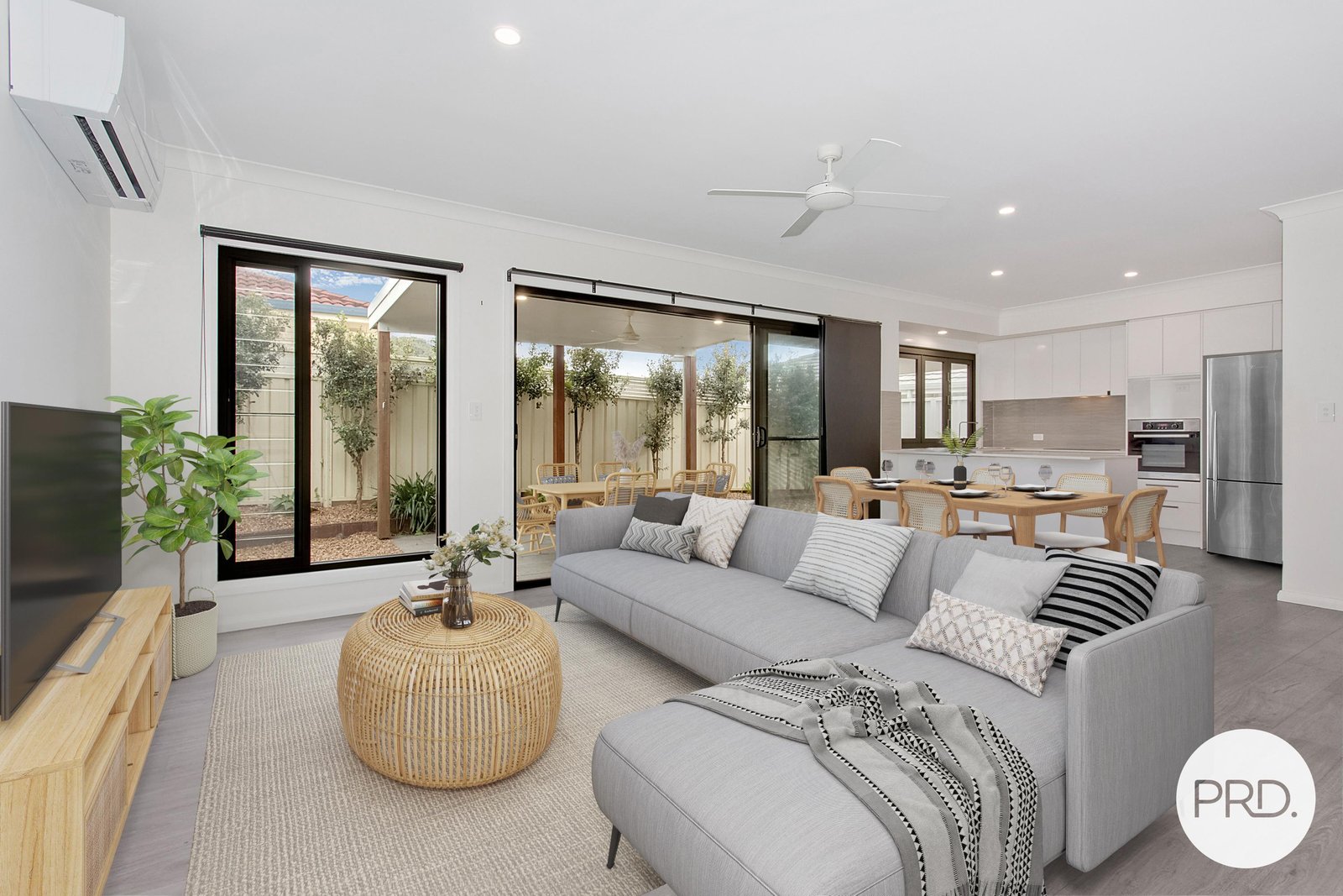 1 Borrowdale Avenue DUNBOGAN 3