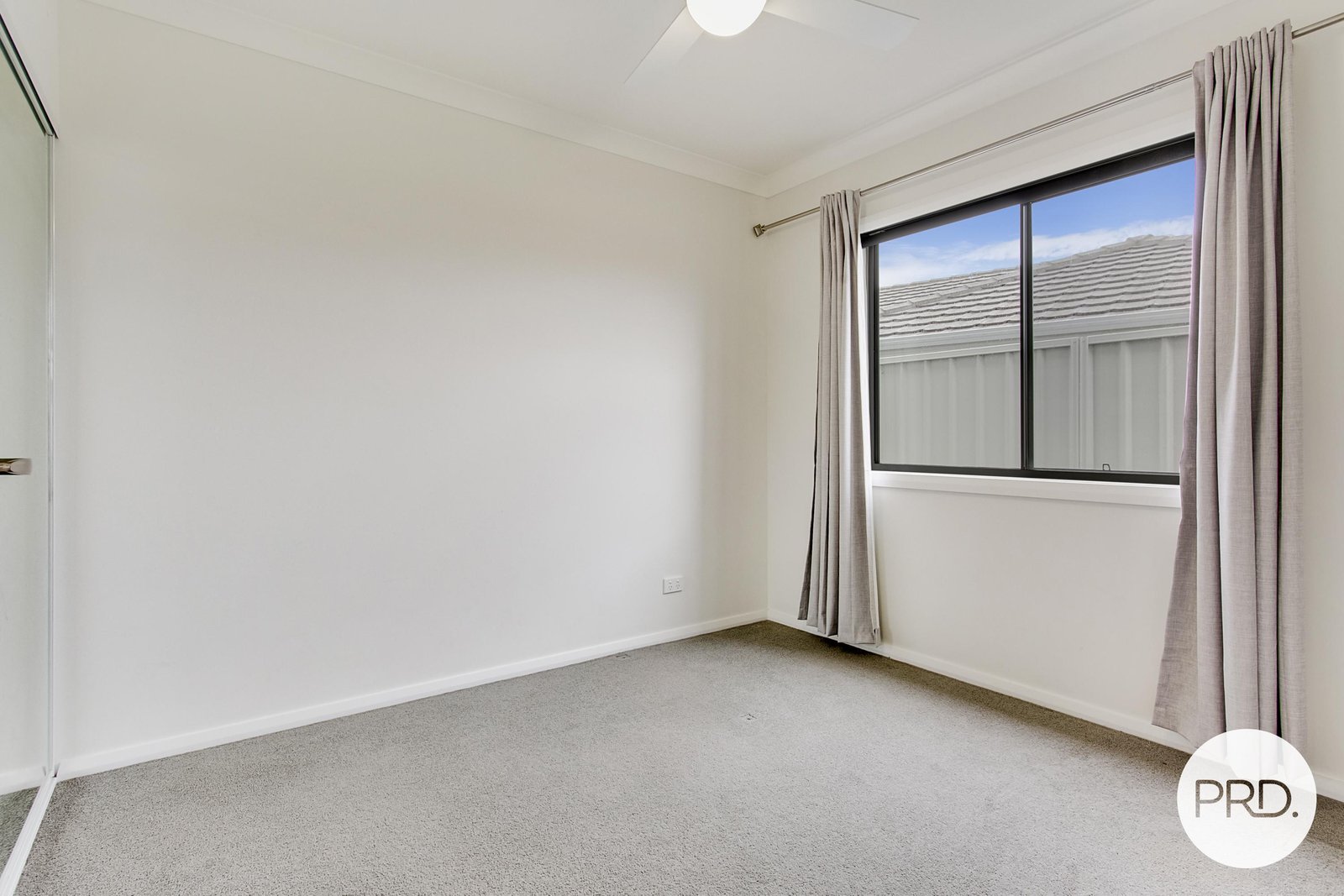 1 Borrowdale Avenue DUNBOGAN 12