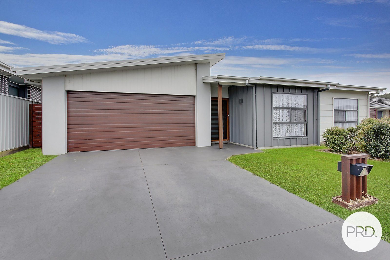1 Borrowdale Avenue DUNBOGAN 14