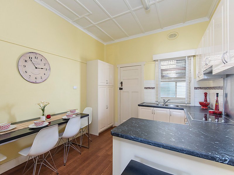 Gallery: 1 Bowlers Avenue