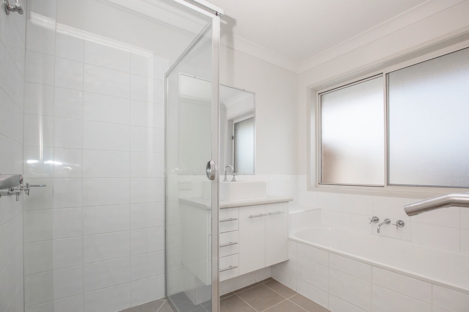 1 Boxer st  GILLIESTON HEIGHTS 9