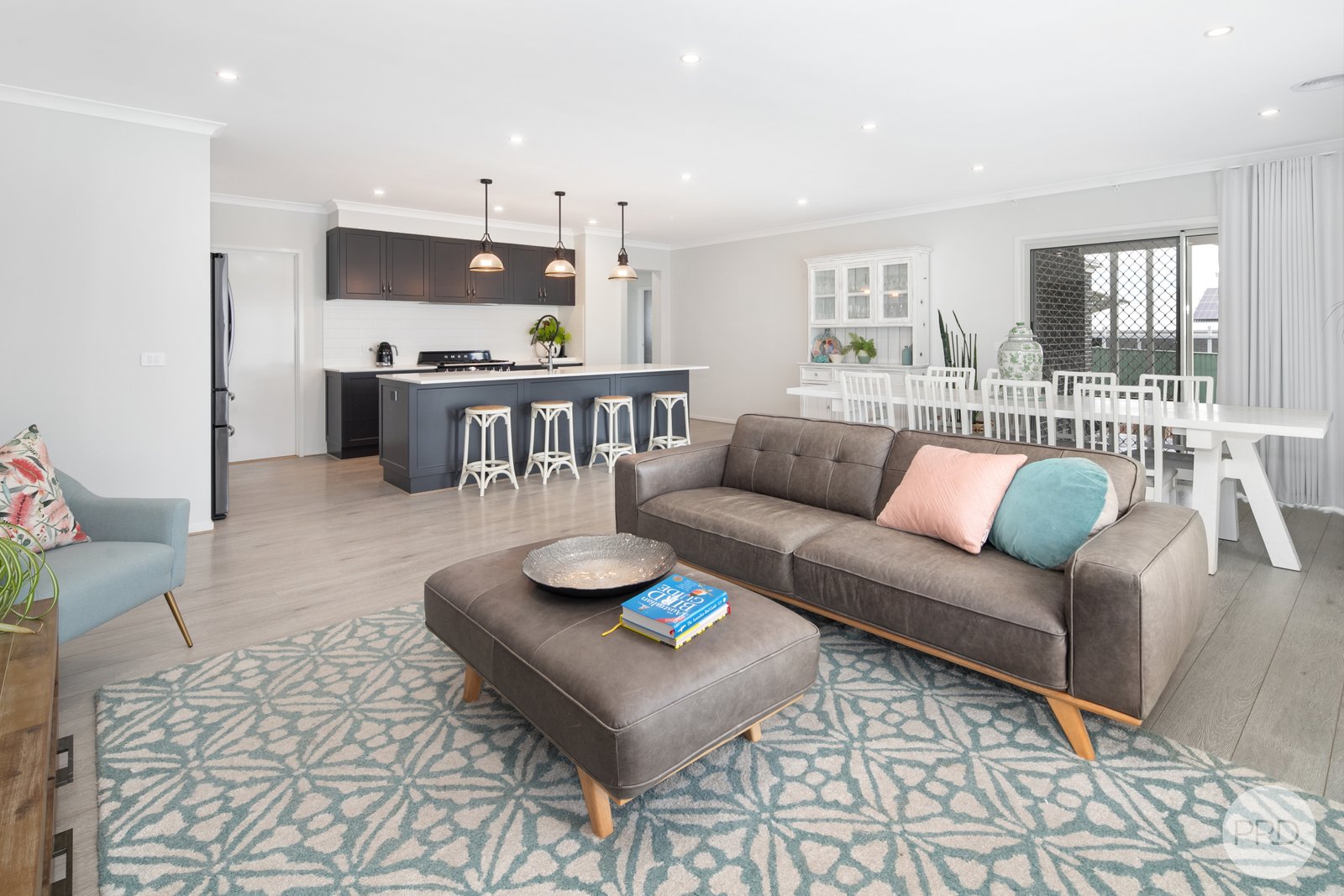 1 Boyd Court CANADIAN 6