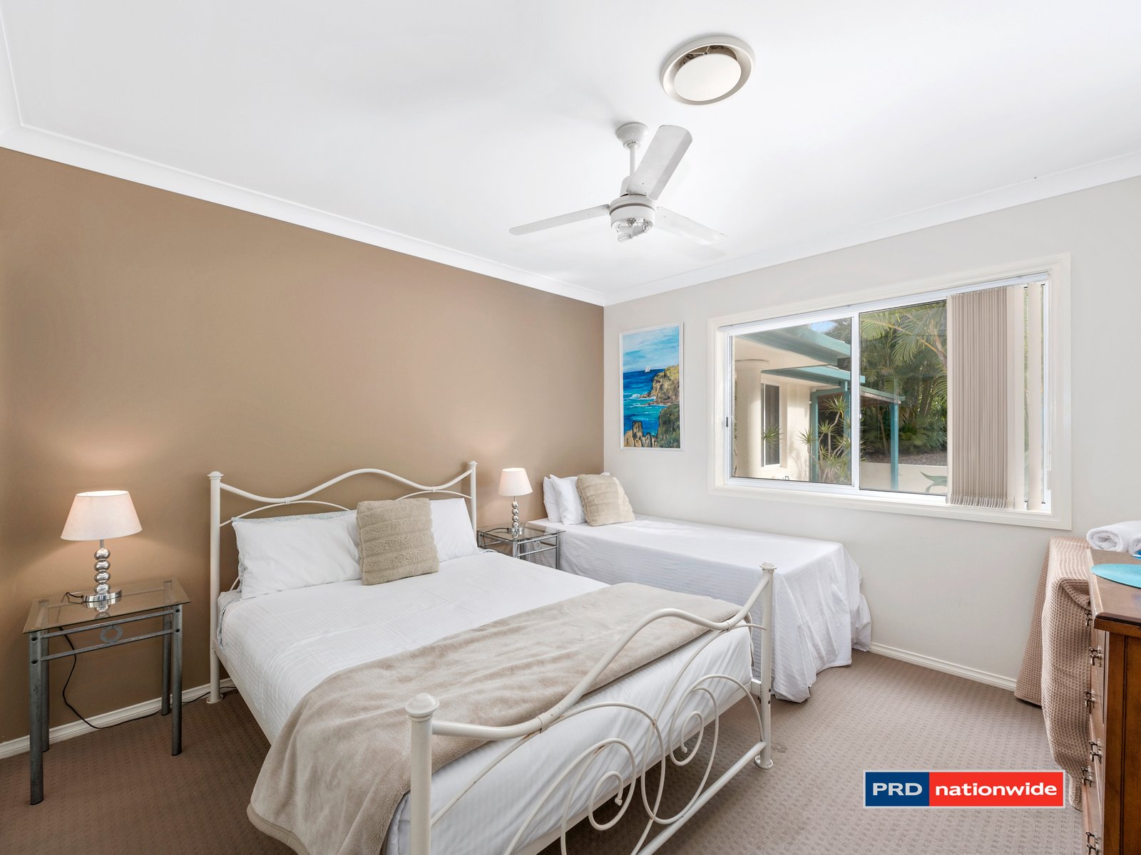 1 Breakers Way KORORA 18