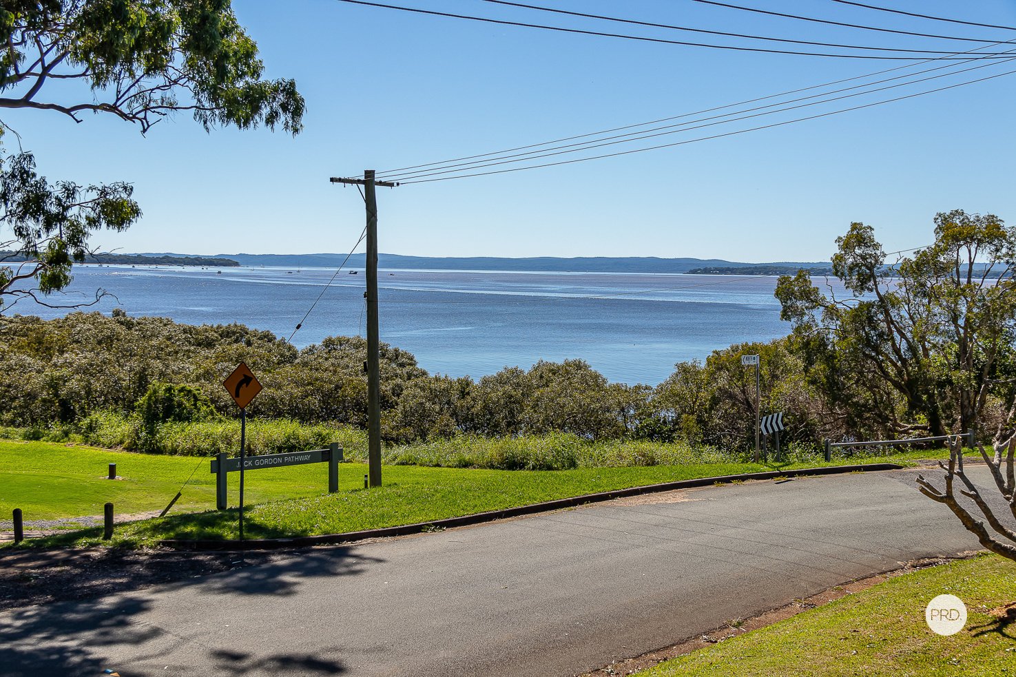 1 BROADWATER Terrace REDLAND BAY 13