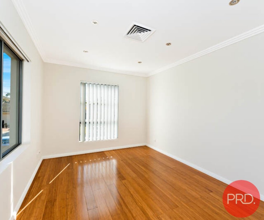 1 Bruce Ave  PANANIA 3