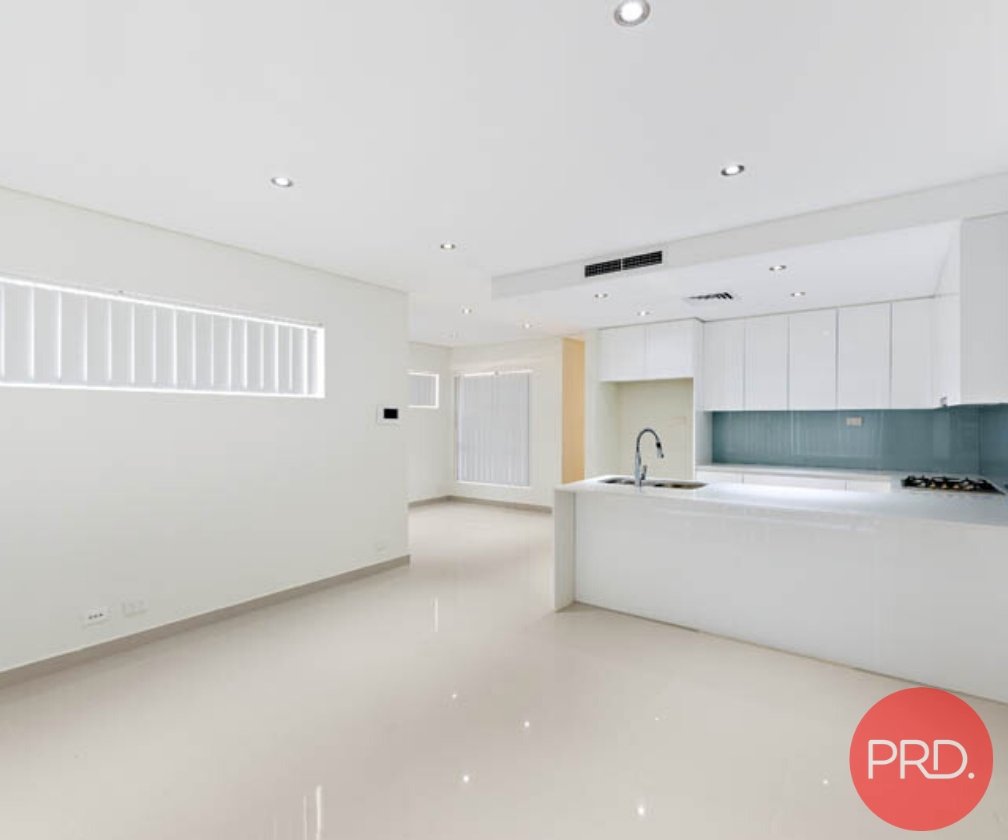 1 Bruce Ave  PANANIA 8